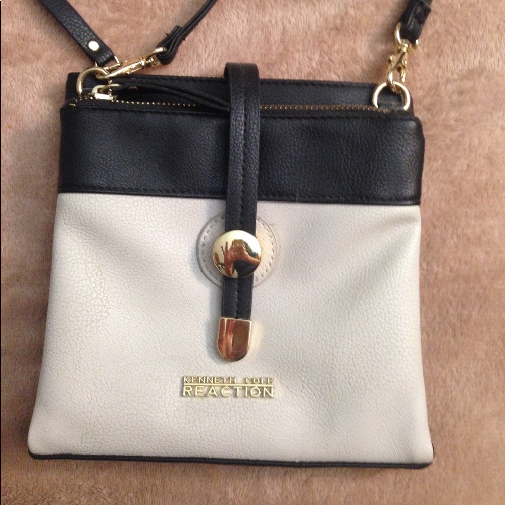 Kenneth Cole Crossbody Bag NWOT